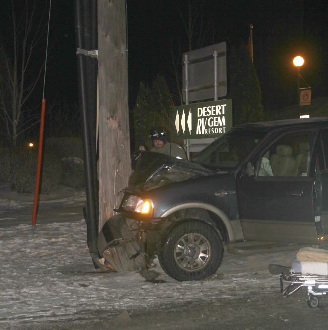 pole accident1