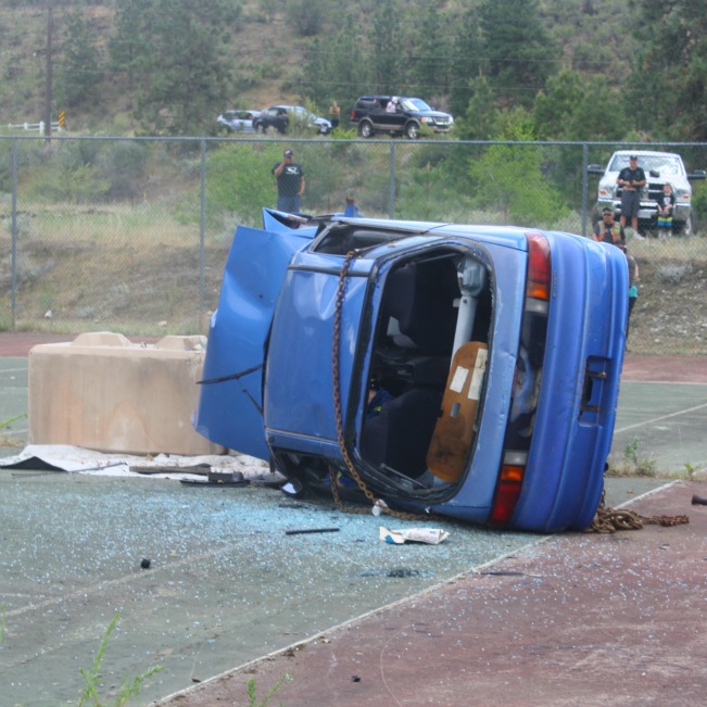 car falls2