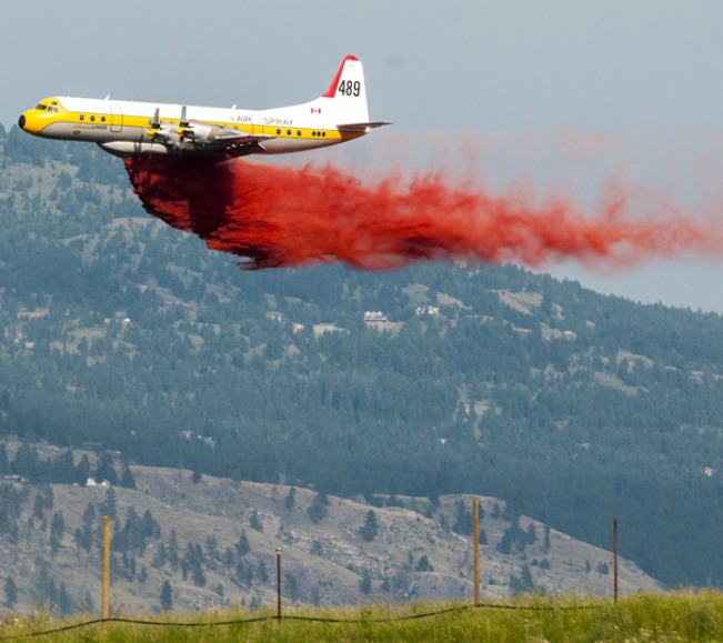 plane red22
