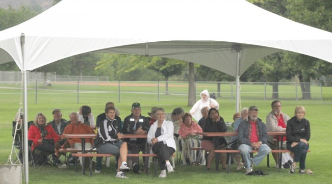 crowd two22