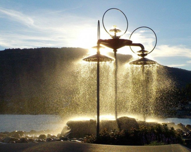 fountain doris.jpg