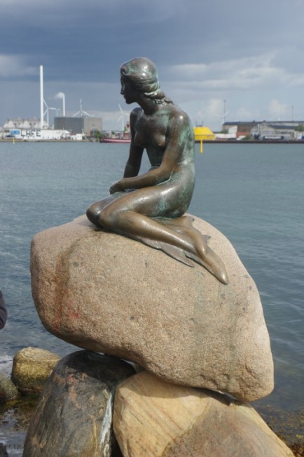whalley statue22