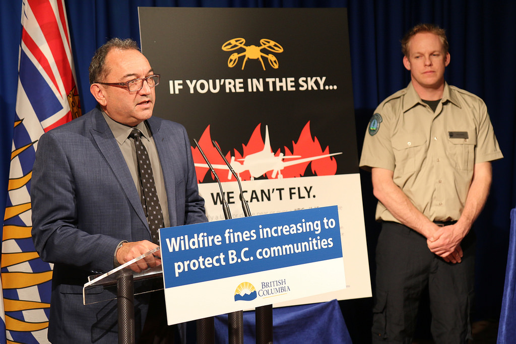 Mayor Ron Hovanes speaks at news conference on effects of wildfire