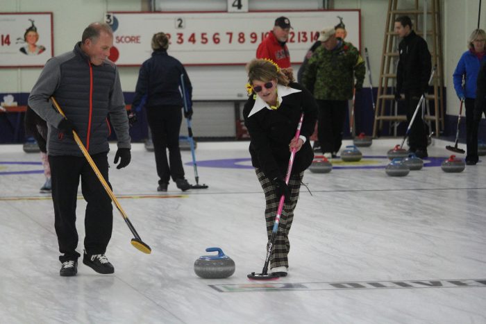 curling spiel1
