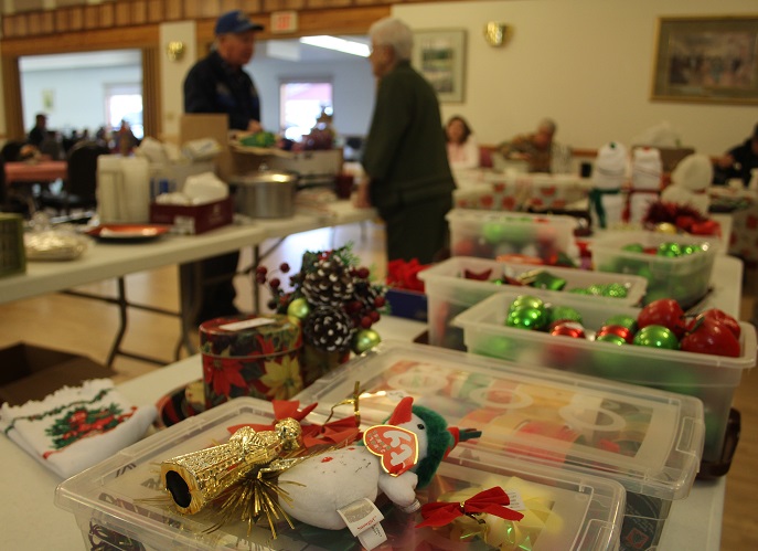 seniors-craft-sale2